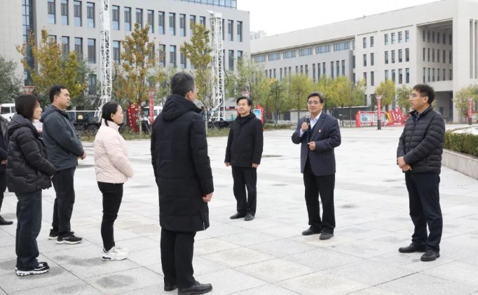 无棣县“两办”人员到滨州市高级技工学校参观