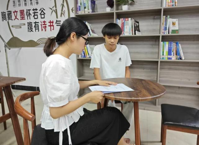 容县职业中等专业学校梁仕惠：以爱为基，协同赋能